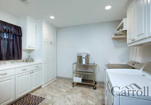 McRight Renovation | Garage Laundry Room