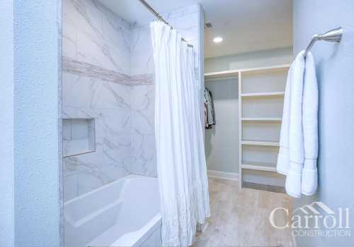 Second bathroom with subway tiles in the tub and shower