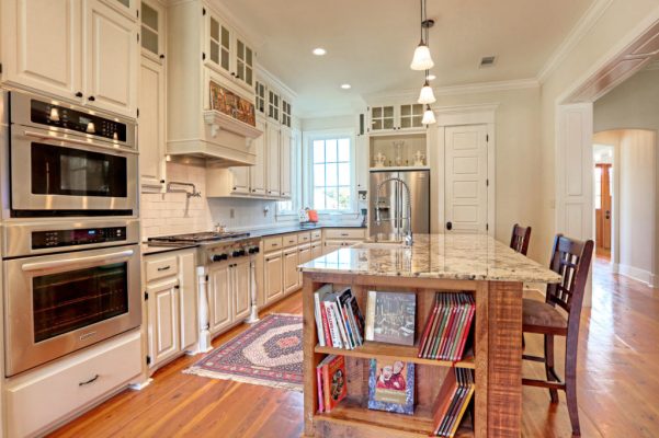 Full Custom Kitchen for the Hebert Family in Baton Rouge by Carroll Construction